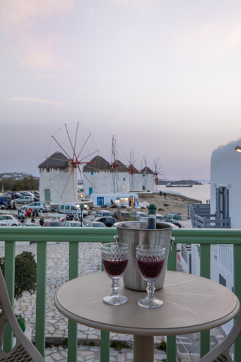 Others 4, Mylos Suites, South Aegean