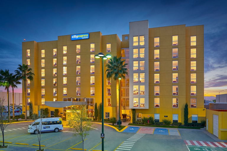 Exterior & Views 2, City Express by Marriott Torreón, Torreón