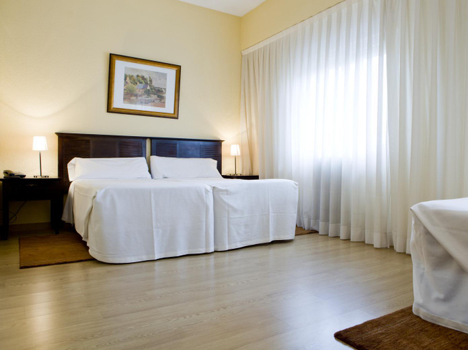 Bedroom 3, Velázquez 45 by Pillow, Madrid