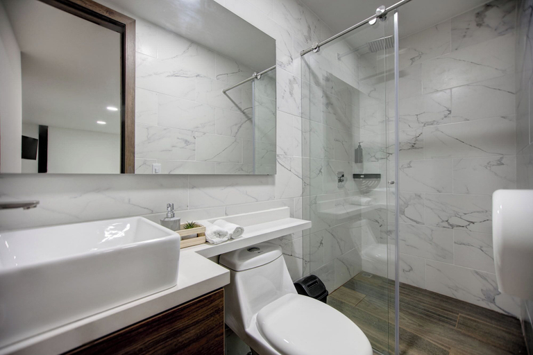 Bathroom 4, XLiving Host & Rooms, Santafé de Bogotá