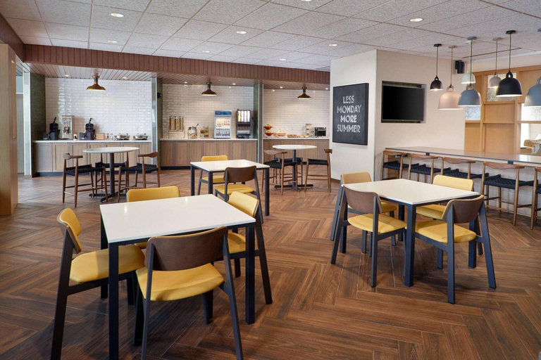 Food & Drinks 4, Fairfield by Marriott Inn & Suites Athens-University Area, Clarke