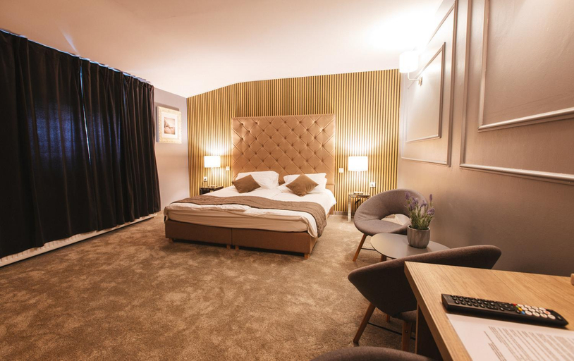 Others 3, Hotel Pansion Strossmayer No 1 - breakfast included, Osijek