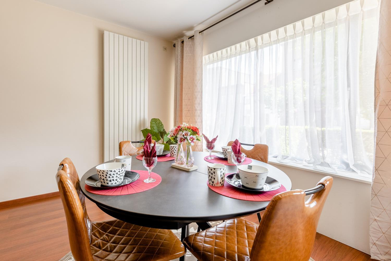 Others 5, Luxe apt with parking & garden in wilrijk antwerp, Antwerpen