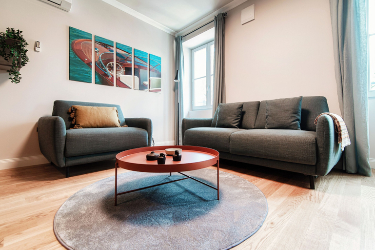 Living room 5, Marinetti Suite 7, Como