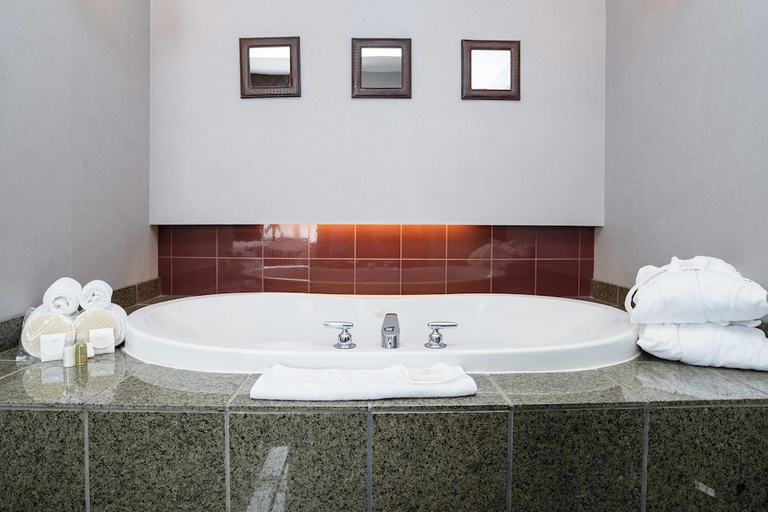 Bathroom, Sandman Calgary West, Division No. 6