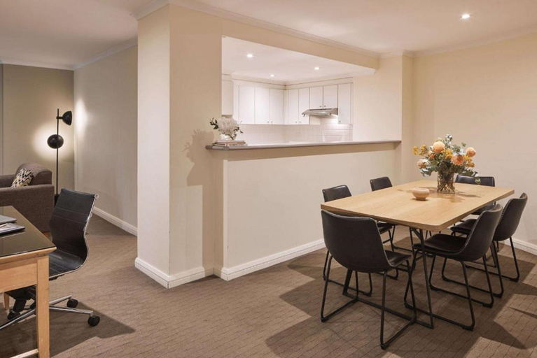 Dining Room 1