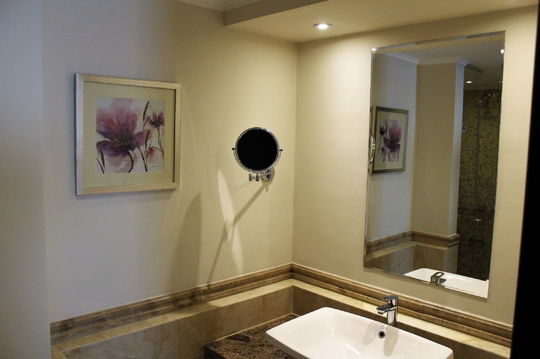 Bathroom 3, Cleopatra Cairo, Qasr an-Nil