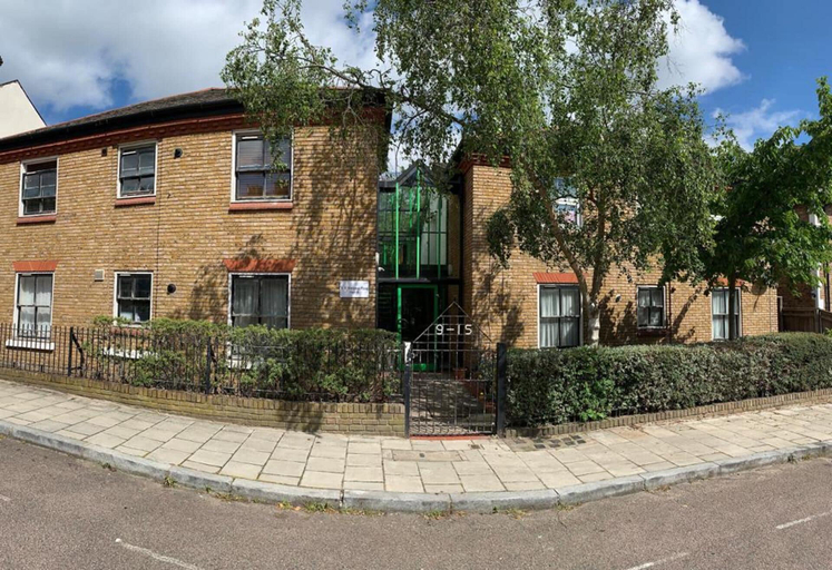 Exterior & Views 2, London Retreat at Hindsley's Place, London