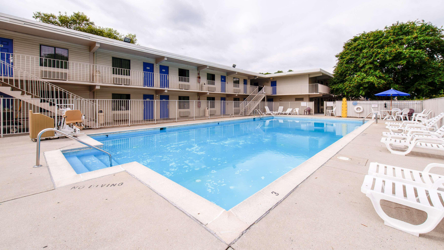 Sport & Beauty 5, Travelodge by Wyndham Norfolk Airport, Norfolk