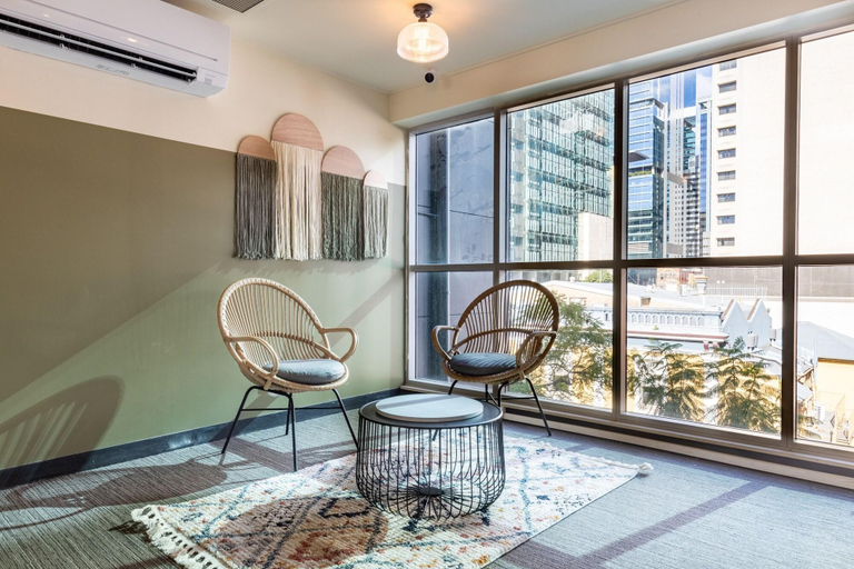 Public Area, Base Brisbane Uptown Backpackers, Brisbane