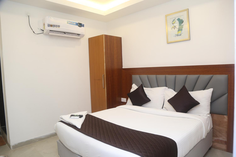 Others 4, Hotel The Prime, Ranga Reddy