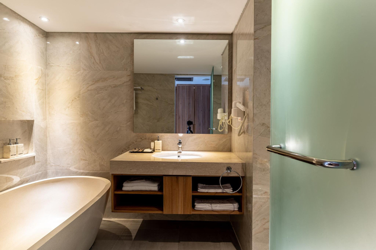 Bathroom 6