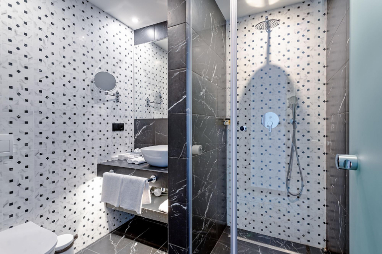 Bathroom 4, Taberne Boutique Hotel Tbilisi, Tbilisi