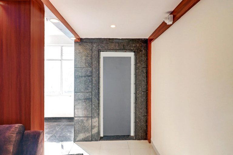 Others 5, Super Hotel O Silver House Near Mantri Square Mall, Bangalore