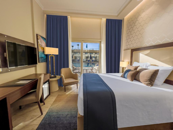 Bedroom 3, Helnan Mamoura Hotel & Events, Al-Muntazah