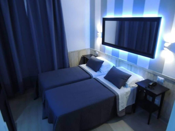Bedroom 3, Hotel Center 1, Rome