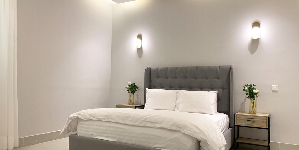 Bedroom, Kease Nafal C-4 Royal touch AZ46, Riyadh