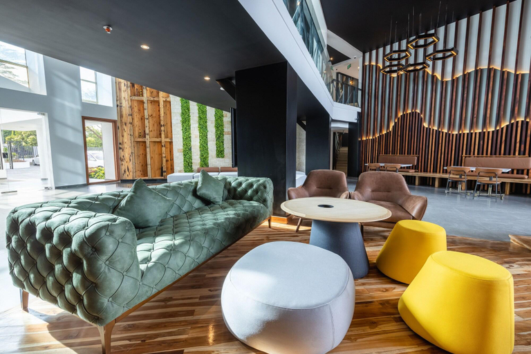 Public Area, Giraffe Beach Hotel, Kinondoni