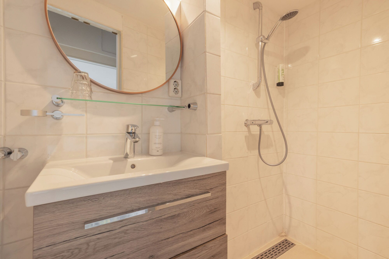 Bathroom 3, LOT Hotel, Leiden