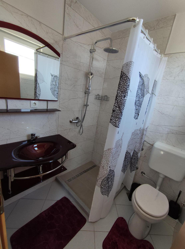 Bathroom 3, Vila Kasindol, Sarajevo