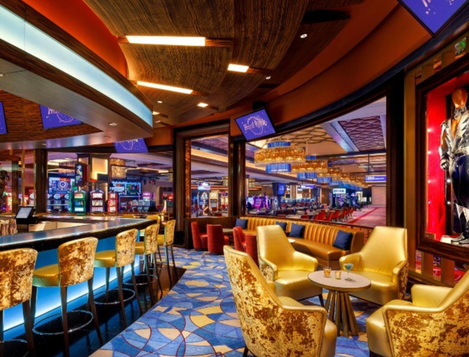 Food & Drinks, Casa Nomada, Broward