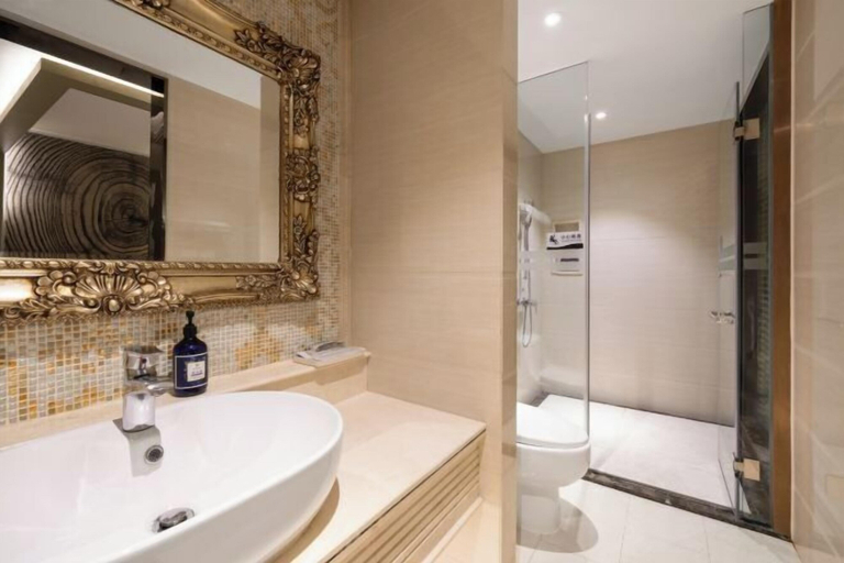 Bathroom 4, McQueen Hotel, Dongguan