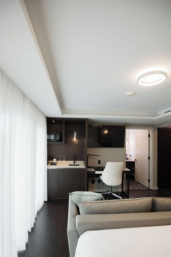 Others 5, The Reid Hotel, Bulkley-Nechako