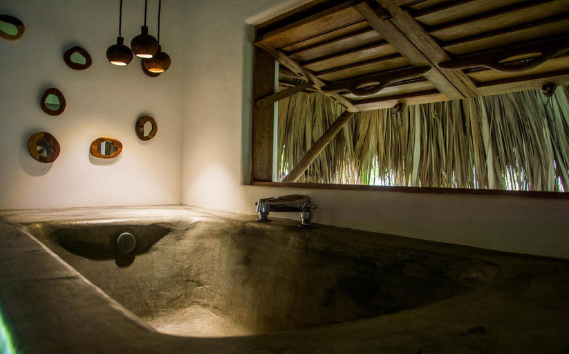 Bathroom 3, Hotel Descalzo - Adults Only - Beachfront, Dist. Pochutla