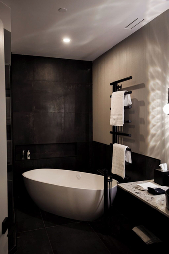 Bathroom 4, The Reid Hotel, Bulkley-Nechako