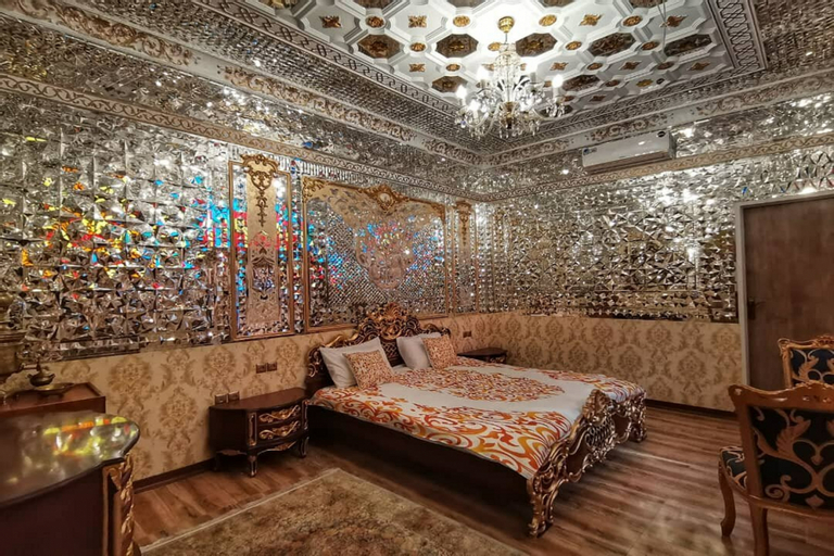 Bedroom 3, Razzaz Boutique Hotel, Theran