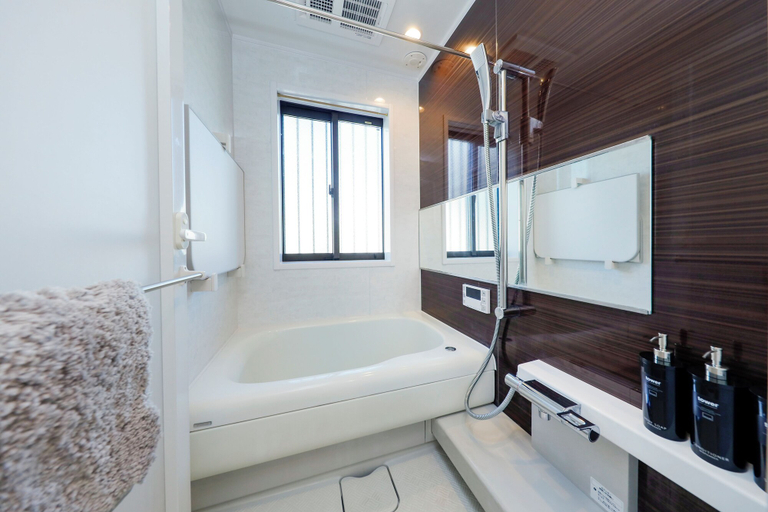 Bathroom 3, Convertel Daita Setagaya Daita by Tranova, Setagaya