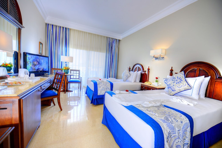 Bedroom 3, Stella Di Mare Grand Hotel, 'Ataqah