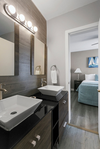 Bathroom, ULTRA Modern Apt by the Beach, Broward
