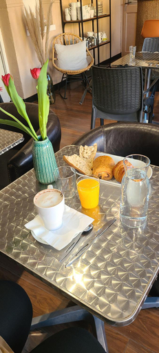 Food & Drinks 3, Hotel l'Etoile, Gard