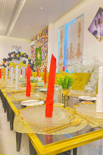Food & Drinks 5, Hogis Luxury Suites, Calabar