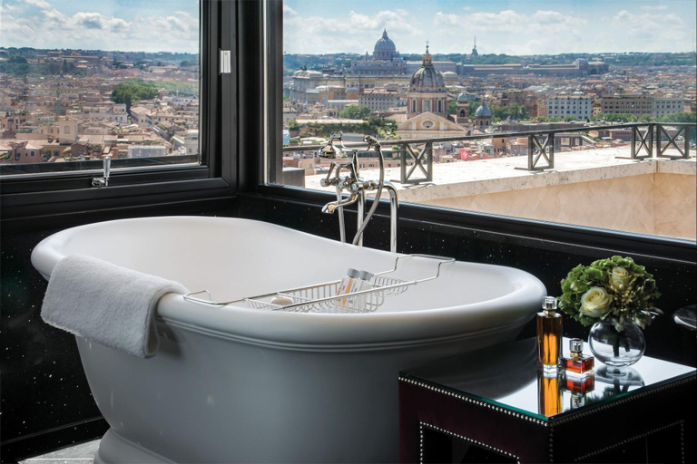 Bathroom 5, Hassler Roma, Roma