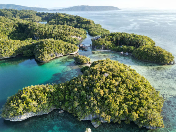Others 5, GAM BAY bungalow's, Raja Ampat