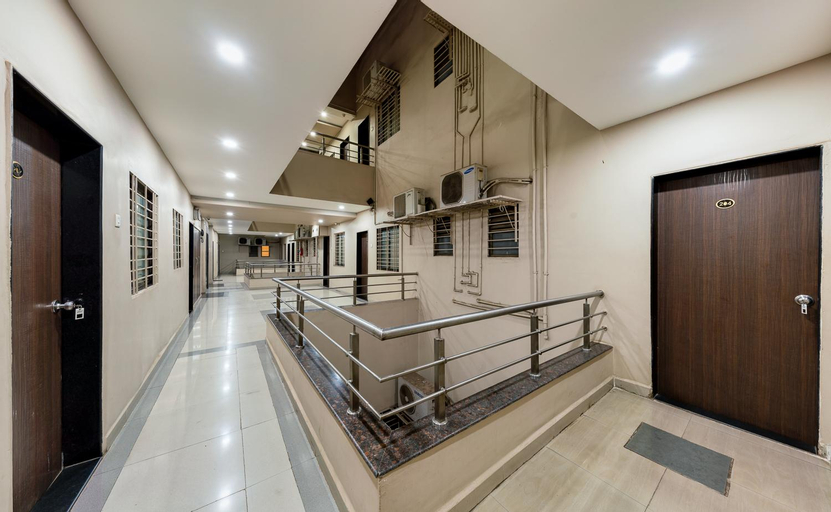 Public Area 5, Hotel Radhakrishna, Kolhapur