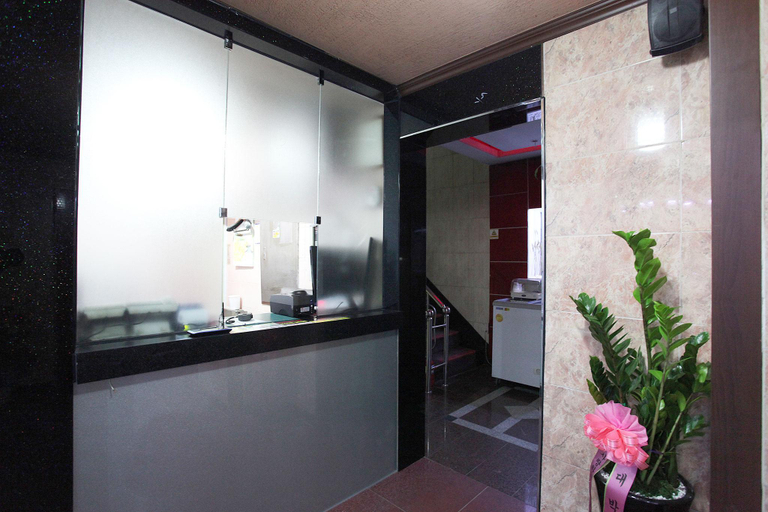 Others 5, Seongnam Moran Gaja Motel, Songpa