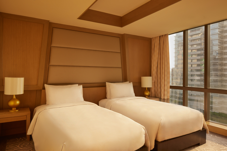 Bedroom 28