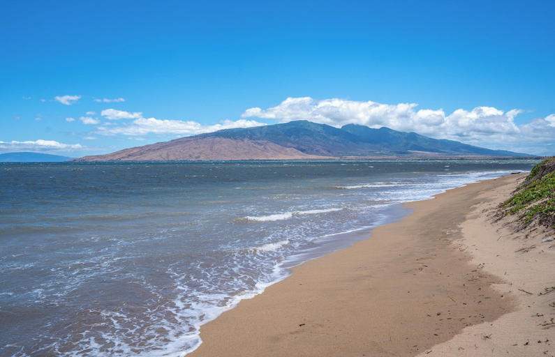 Others 5, Hip Hawaiian Oceanfront Vistas, Maui