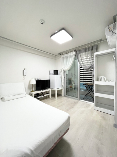 Bedroom 3, Incheon airport W Premium guesthouse, Jung