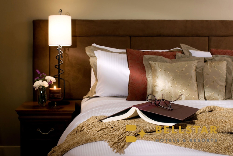 Bedroom 2, Solara Resort by Bellstar Hotels, Division No. 15