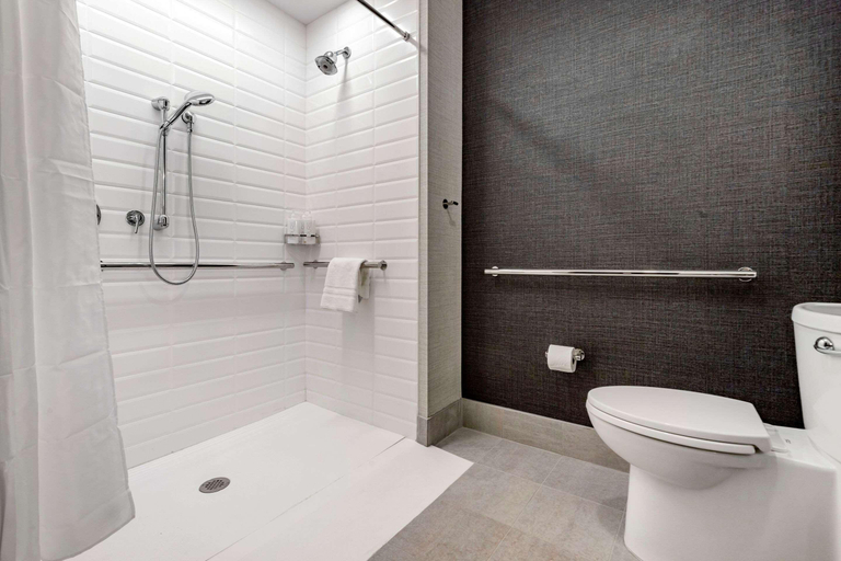 Bathroom 20