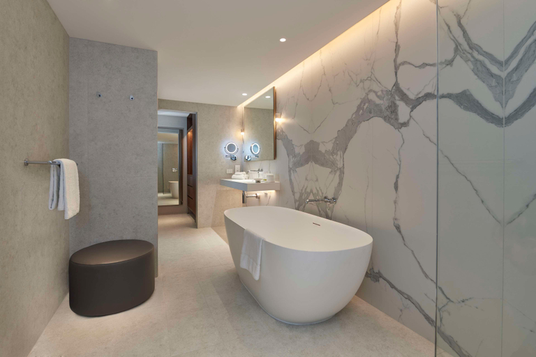 Bathroom 12