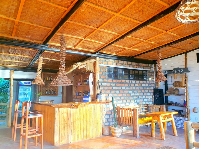 Food & Drinks 4, Tilapia Lodge, Busiiro