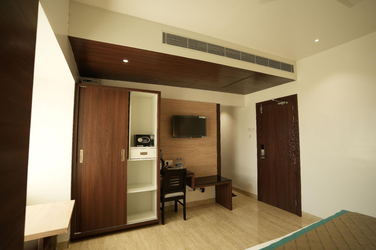 Others 5, Sri Ambal Residency, Virudunagar