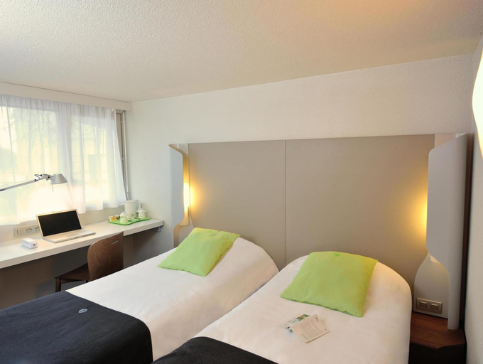 Bedroom 9