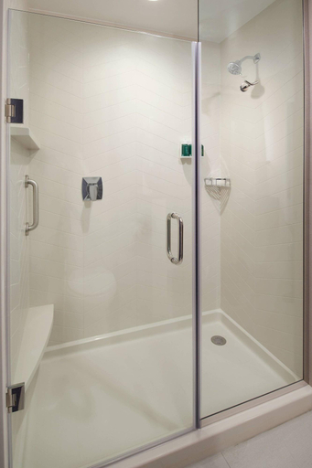 Bathroom 4, Fairfield Inn & Suites by Marriott Midland, Midland
