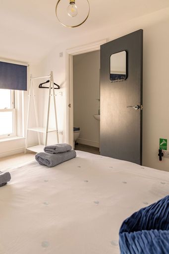 Bedroom 3, Seabourne - Seabourne Scarborough Ltd, North Yorkshire